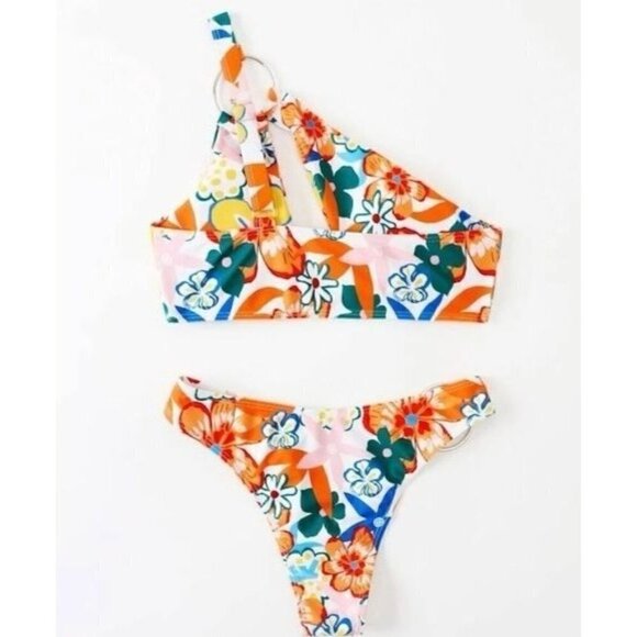 Floral Ring Linked Bikini Swimsuit👙✨ - Picture 3 of 6